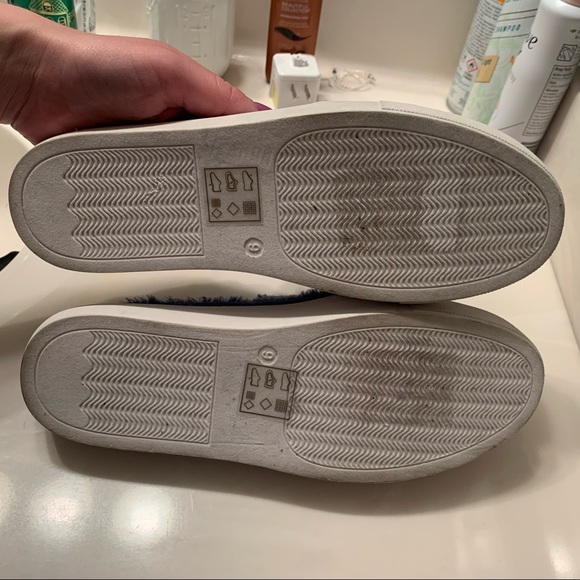Dirt laundry slip on sneakers - Picture 3 of 3